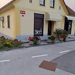 Проживание в семье Soba Kolovrat *