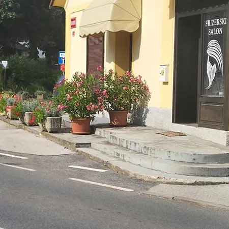 Soba Kolovrat Alloggio in famiglia Straza